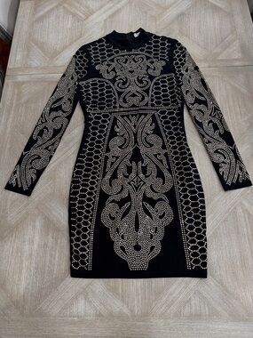 Black Long-Sleeve Embellished Bodycon Dress